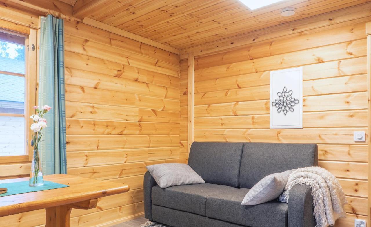 Harriniva Adventure Resort Cabins Muonio Buitenkant foto